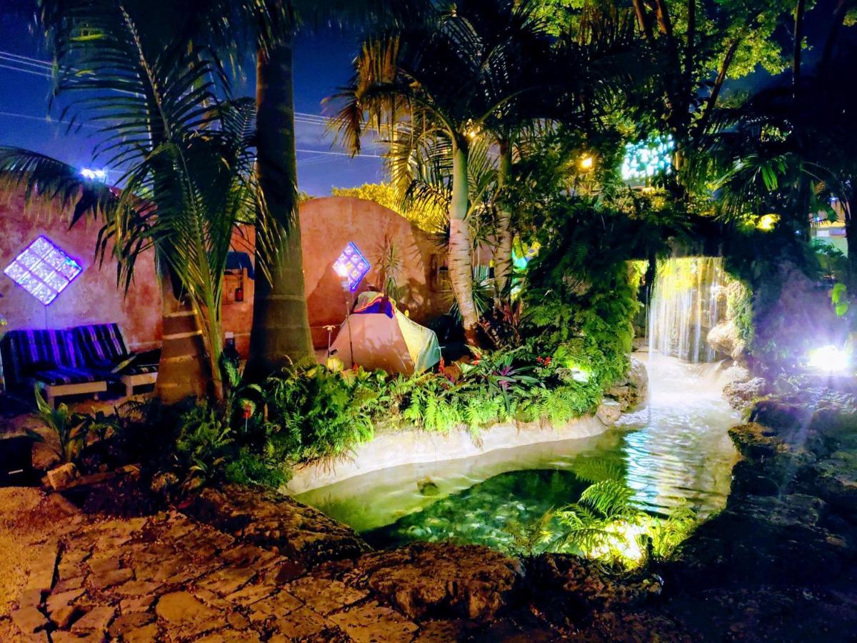 Hoosville Hostel Florida City Eksteriør billede