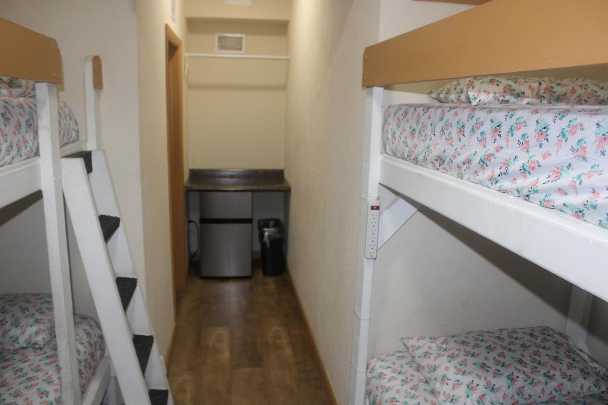 Hoosville Hostel Florida City Eksteriør billede
